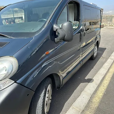Camper Van The Blue Whale *